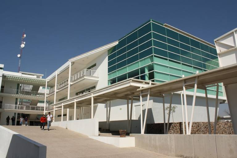 SUPERVISIÓN EXTERNA DE LABORATORIOS Y ANDADORES DE LA FACULTAD DE INSTALACIONES MECÁNICAS Y ELÉCTRICAS (FIMEE) DE LA UNIVERSIDAD DE GUANAJUATO SALAMANCA., GTO. SUPERVISIÓN EXTERNA DE LABORATORIOS Y ANDADORES DE LA FACULTAD DE INSTALACIONES MECÁNICAS Y ELÉCTRICAS (FIMEE) DE LA UNIVERSIDAD DE GUANAJUATO SALAMANCA., GTO.